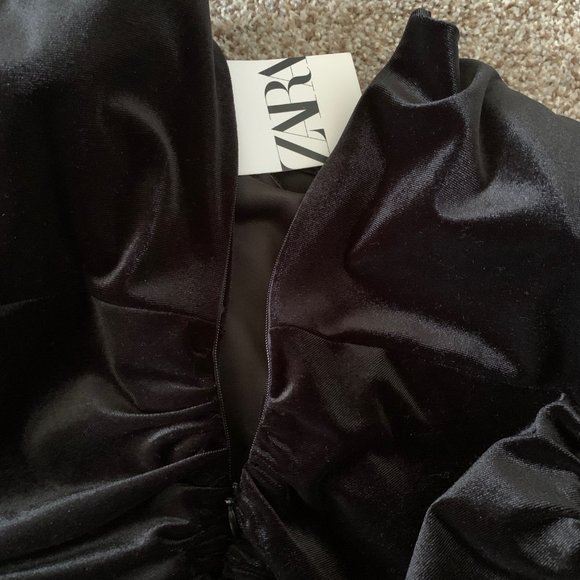 ZARA VELVET SHOULDER PAD TOP CROP TOP XS - Picture 8 of 10